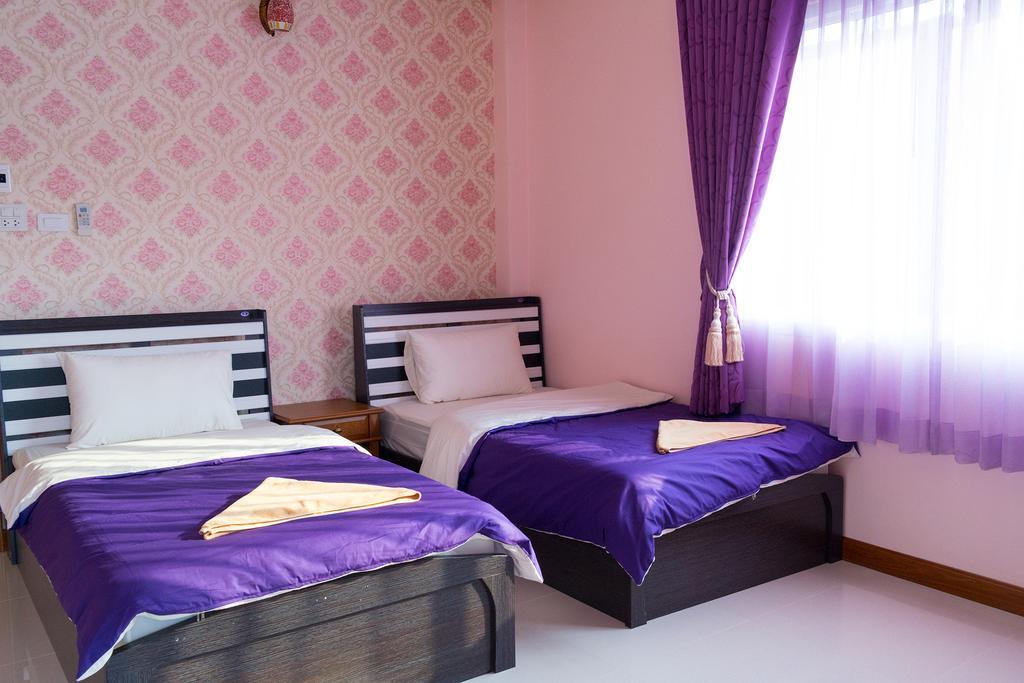 Rak Ban Kerd House Otel Ko Si Chang Oda fotoğraf
